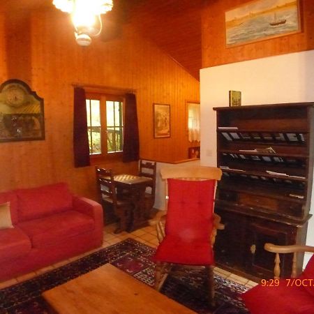 Charming Chalet With Panoramic View And Private Parking In Gruyere グリュイエール エクステリア 写真
