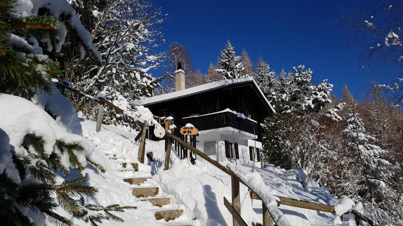 Charming Chalet With Panoramic View And Private Parking In Gruyere グリュイエール エクステリア 写真